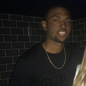 Meet your Posher, Javon